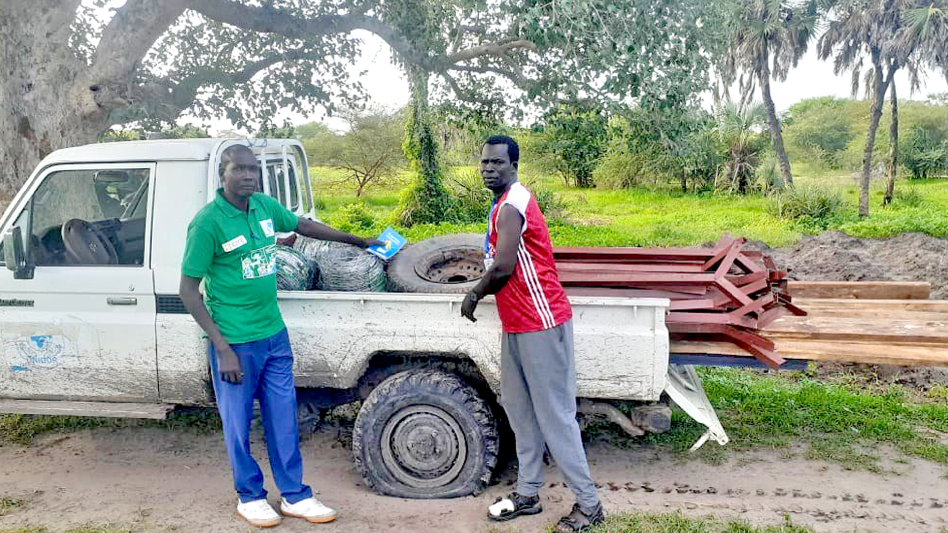 UNIDOR shelter and livelihood distribution to vulnerable households